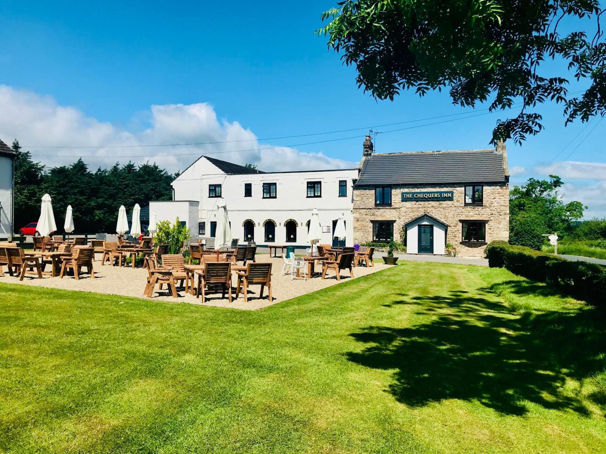 Chequers Inn Harrogate Bagian luar foto
