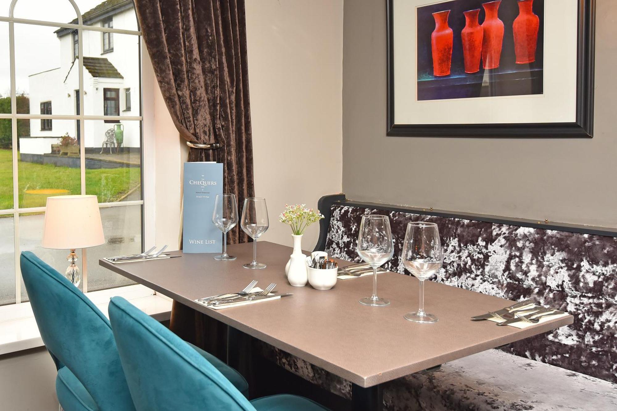 Chequers Inn Harrogate Bagian luar foto