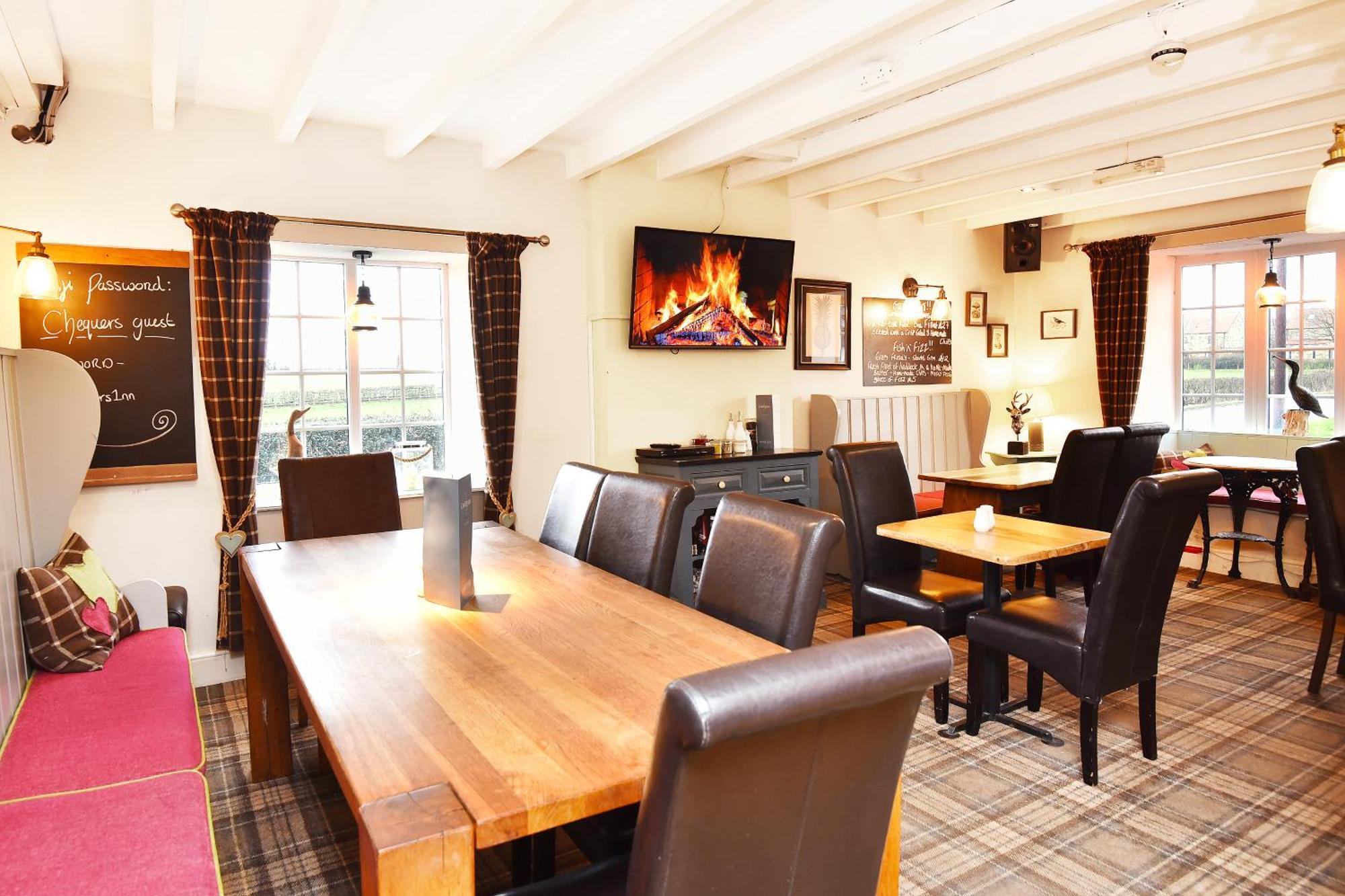 Chequers Inn Harrogate Bagian luar foto
